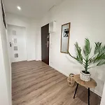 Tina Apartman Kassa